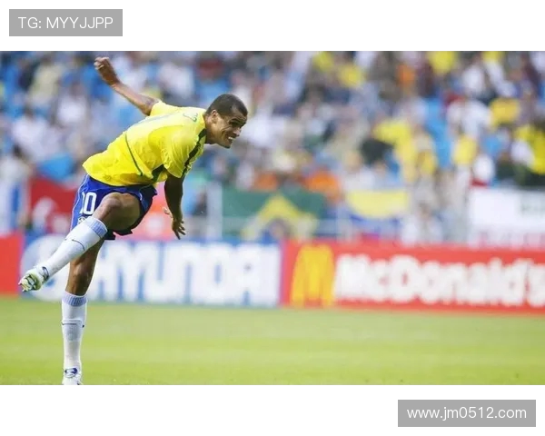 卡塞米罗的足球之路:从巴西小镇到欧洲豪门的传奇旅程